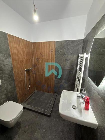 Apartament 3 camere Tractorul, Brasov