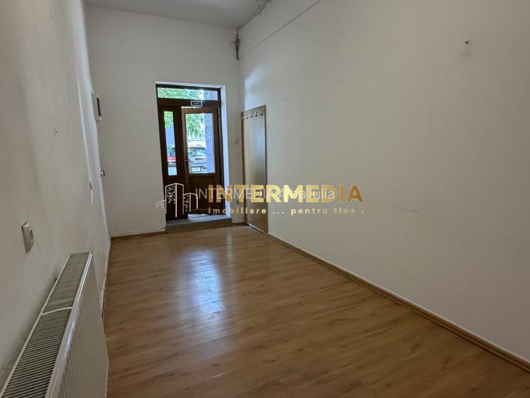 Camera Birou de Inchiriat cu acces si Parcari CENTRU UltraCentral Alba Iulia - 3