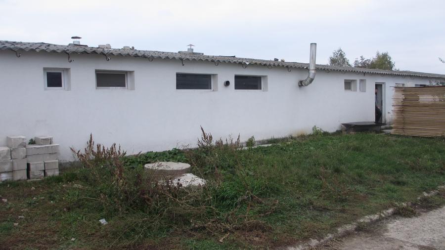 Hala in Catamarasti Deal cu locuinta de 70mp