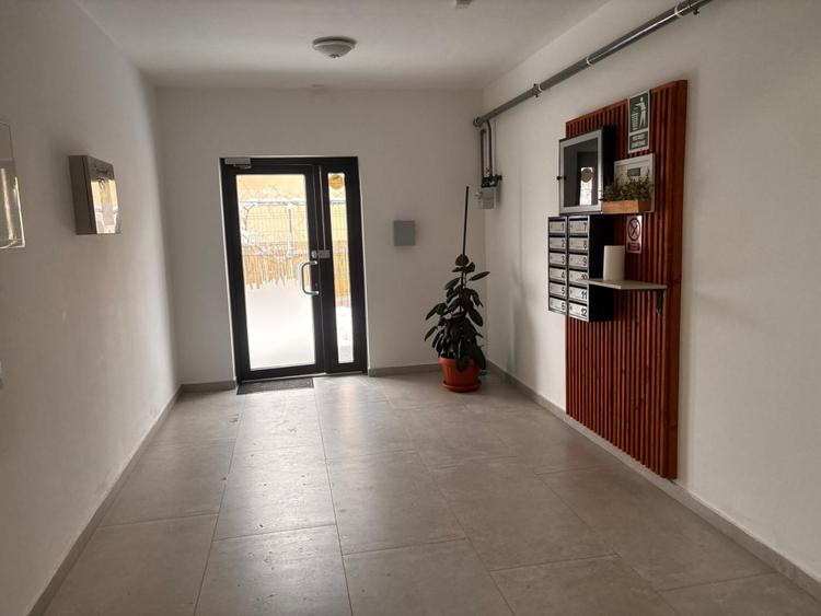 Apartament de inchiriat 2 camere decomandat