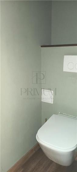Spatiu comercial renovat cu vitrina - Complexul Studentesc