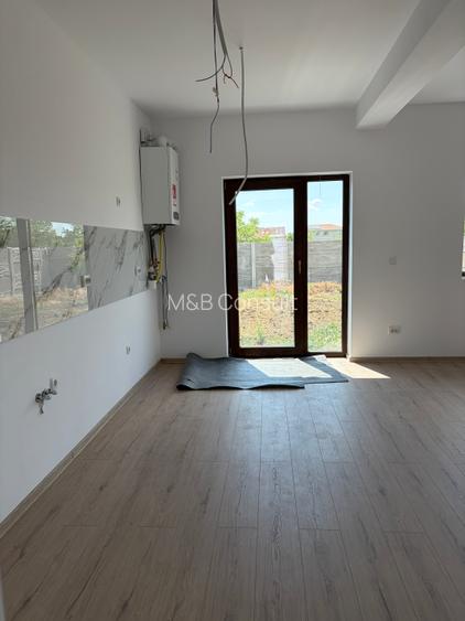Casa de vânzare in Mosnita- 50m de strada principală - 7