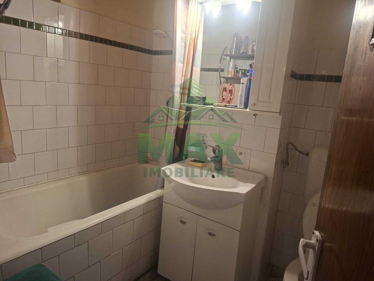 Apartament 3 camere, confort 1 decomandat, zona Kaufland Vest - Podul Inalt