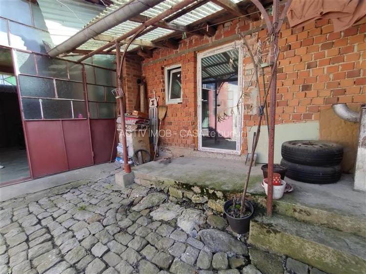 Rachitova, Casa 8 Incaperi, 3800mp Teren, Usor Negociabil - 32