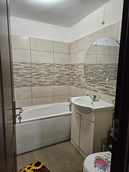 Inchiriere apartament 2 camere, decomandat, Aparatorii Patriei