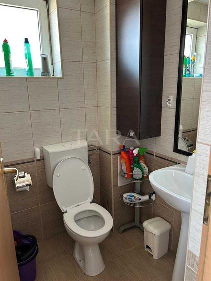 Apartament spațios pe două niveluri, cu 2 parcări – Europa.