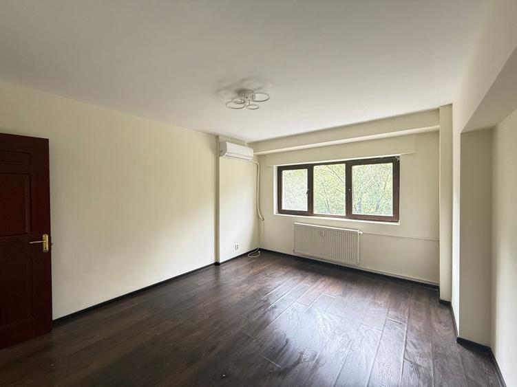 Vanzare apartament 4 camere Bld. Unirii - Fantani Bucuresti