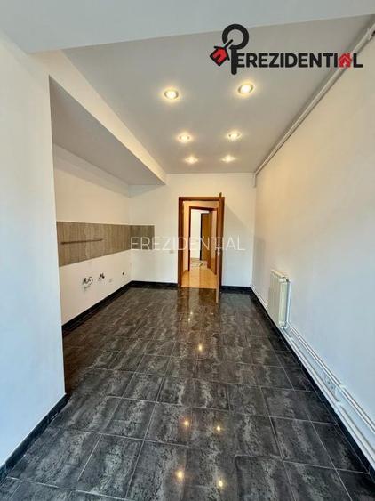 Apartament - 4 camere-3 bai- parcare subterna- zona Primăverii - 12