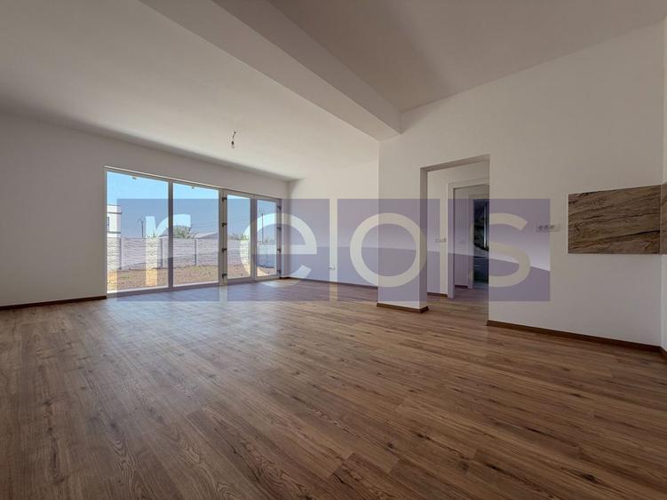 VANZARE CASA 5 CAMARERE | 400 MP | TUNARI