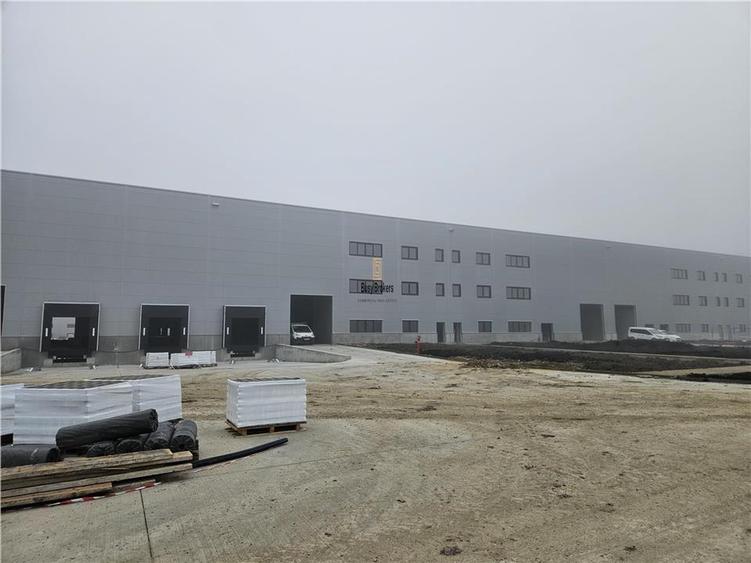 Spatiu Industrial - 6500 mp - Productie - Depozitare - Logistica - Distributie