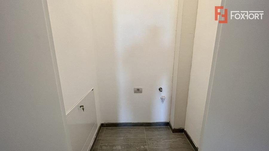 Apartament cu doua camere, decomandat in Giroc - ID V754