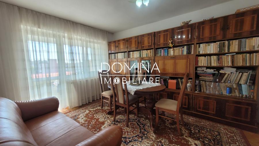 Vânzare apartament 3 camere, foarte spațios, situat în Aleea Teilor, Târgu Jiu