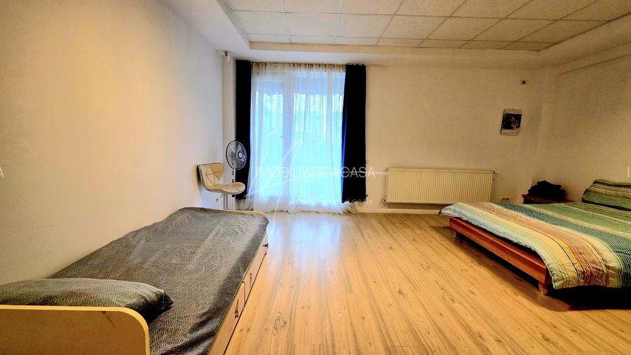 Apartament cu 5 camere-239 mp.+ terasa 358 mp. Prelungirea Ghencea 281- parter - 36