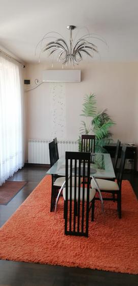 Apartament cu 3 camere de închiriat, zona Centru-Modern