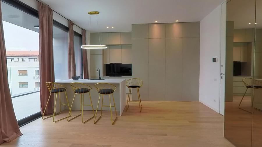 Inchiriere Penthouse superb 4 camere Herastrau NOU!