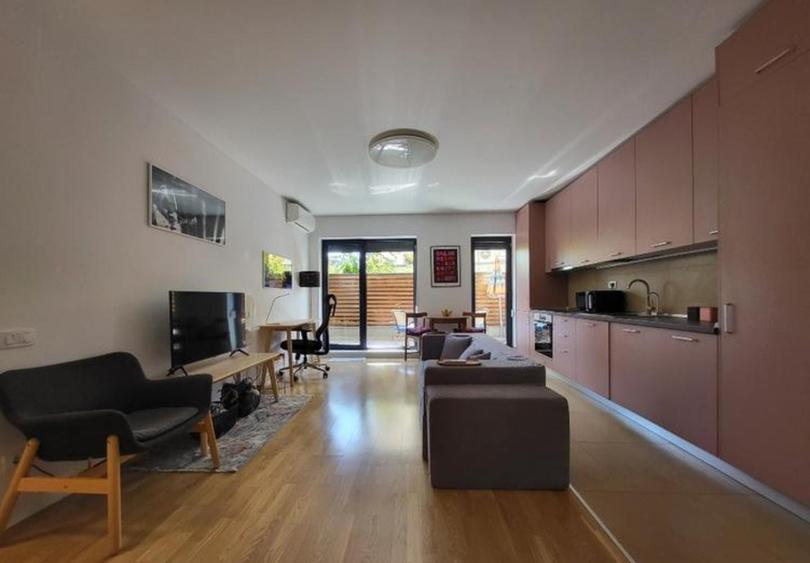 Apartament 2 camere Lux+15MP curte in Complexul Arcadia Apartaments