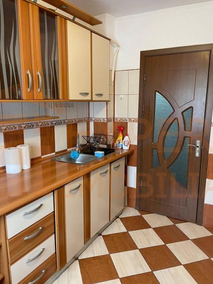 Apartament 2 camere de închiriat | Zona Dacia | Termen lung