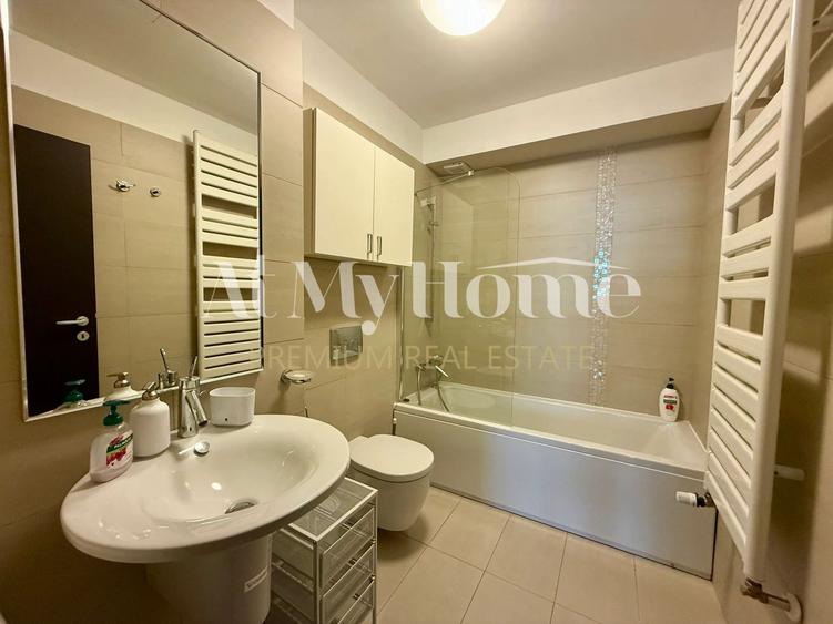 Apartament spatios cu 4 camere, vedere Herastrau, prima linie, parcare, terasa