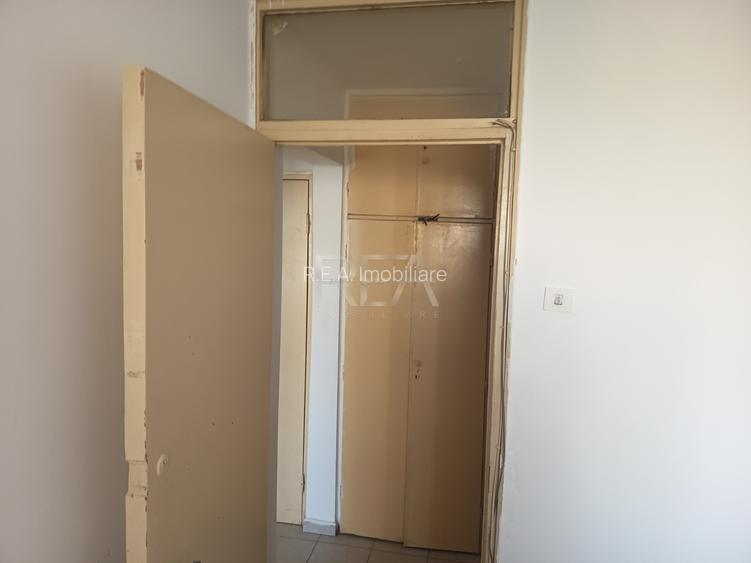 3 camere decomandat- Rahova, Buzoieni, bloc reabilitat