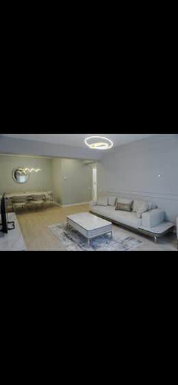 APARTAMENT 3 CAMERE DE VANZARE ROND PIPERA