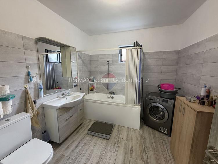 Casă Individuală P+Pod înalt / Vânători / Construcție Regie Proprie