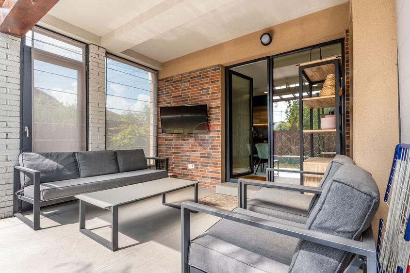 Duplex 4 camere, superfinisat, terasa, zona linistita in Someseni