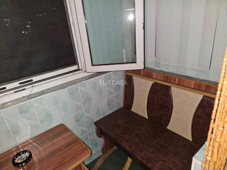 Apartament cu 3 camere, zona Alexandru cel Bun - 9