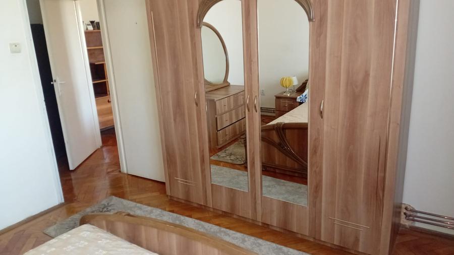 De inchiriat apartament cu 2 camere Podgoria