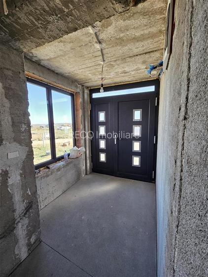 Reco Casa in Paleu cu Toate Utilitatile - 9