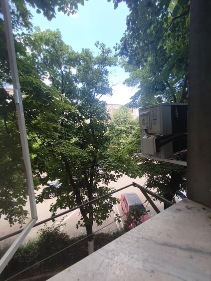 Garsoniera lângă piața Cet, renovata nou, et 2/4, Radet+boiler.