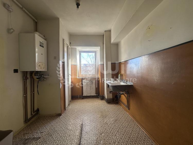 Apartament cu 3 camere | 2 bai | Decomandat | Balcon | Piata Zorilor