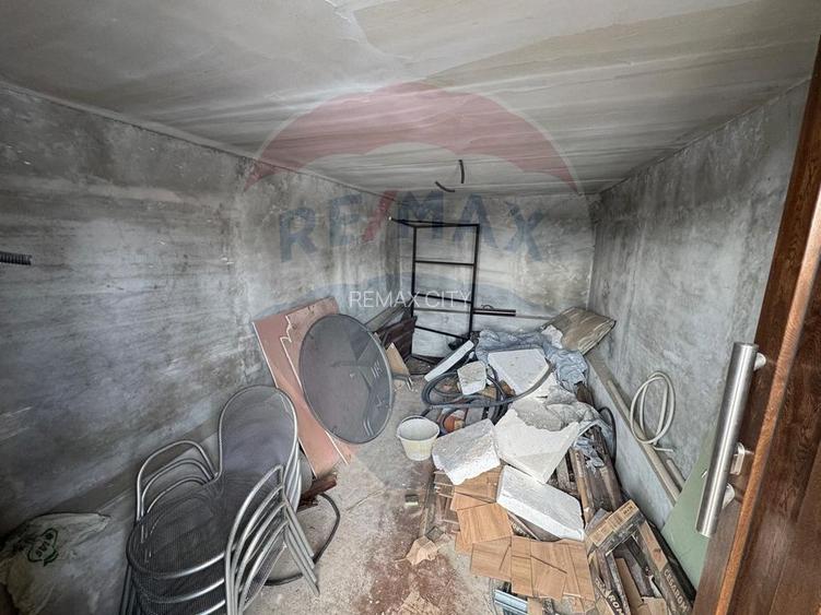 Casa  si  teren zona Balaurul - 32