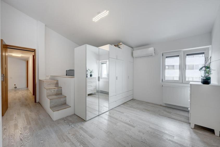 Duplex 4 camere pe doua niveluri, terasa si parcare subterana | Titan