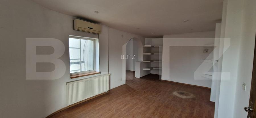 Casa P+M, 240 mp utili, teren 1000 mp, front 20 ml, zona Drumul Muntenilor
