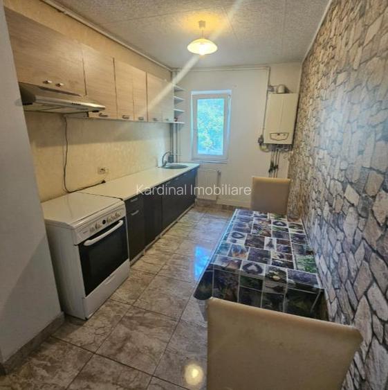 Inchiriere apartament 2 camere ,etajul 1 , zona Garii - 12