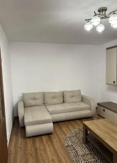 P-ta Muncii METROU,bl.reabilitat,et.5/10,DECOMANDAT,mobilat,utilat complet.