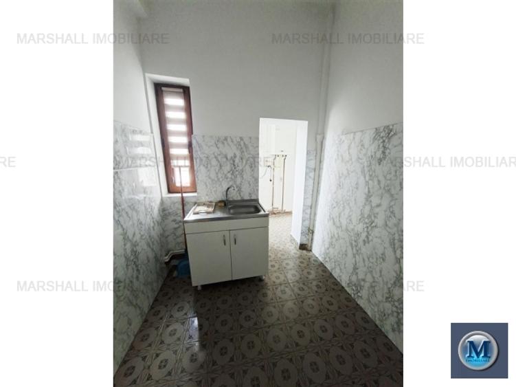 Apartament 4 camere de vanzare, zona Central, 100 mp #16626