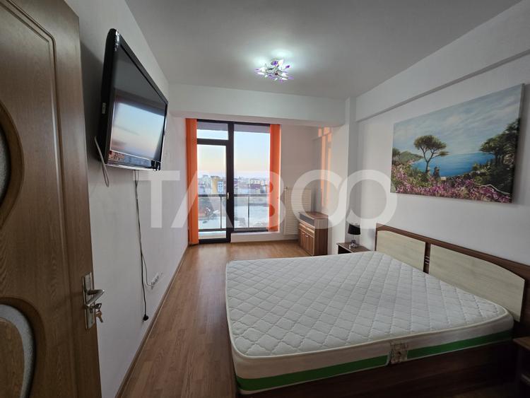 Penthouse 3 camere de inchiriat 70 mpu terasa 58 mp zona Doamna Stanca