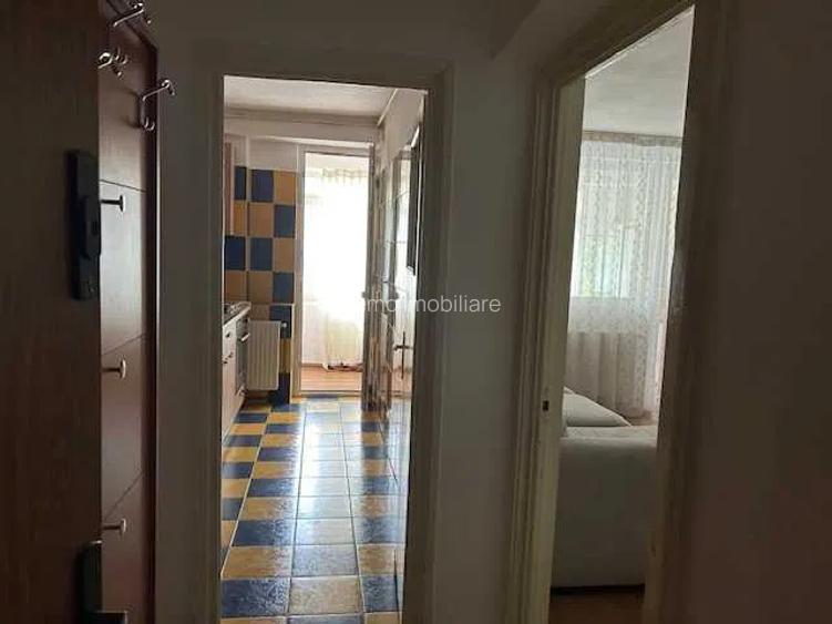 Apartament 2 camere, semidecomandat, 55 mp, centrala proprie, ac, Pajura - 8