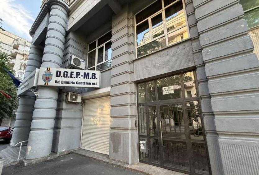 Spatiu Birouri 3 Camere situat Ultracentral Piata Unirii 94 mp