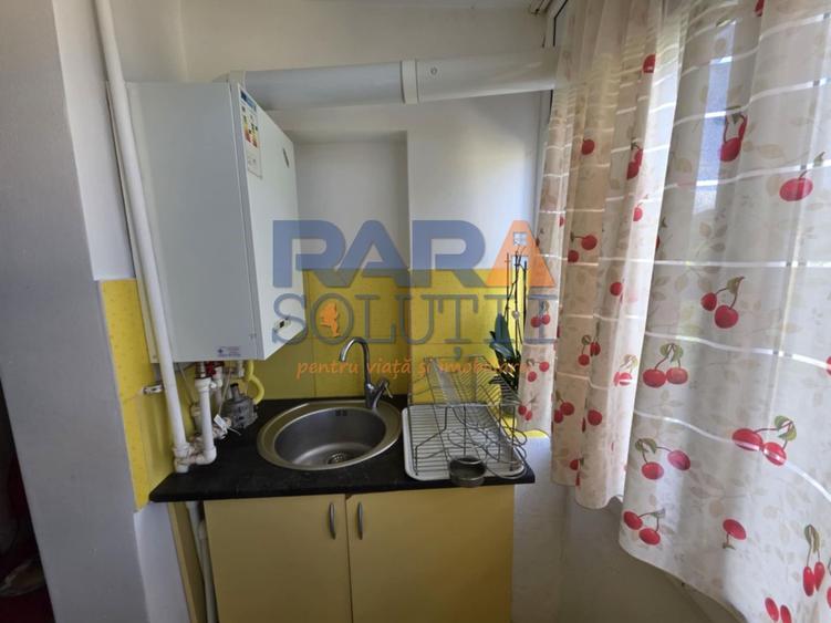 2 camere decomandat, Str. Mihai Eminescu