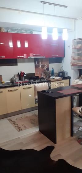 inchiriez 2 camere, decomandat, parter cu gradina, loc de parcare ,zona buna - 4