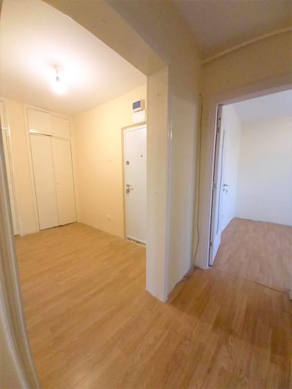3 cam, decomandat, centrala