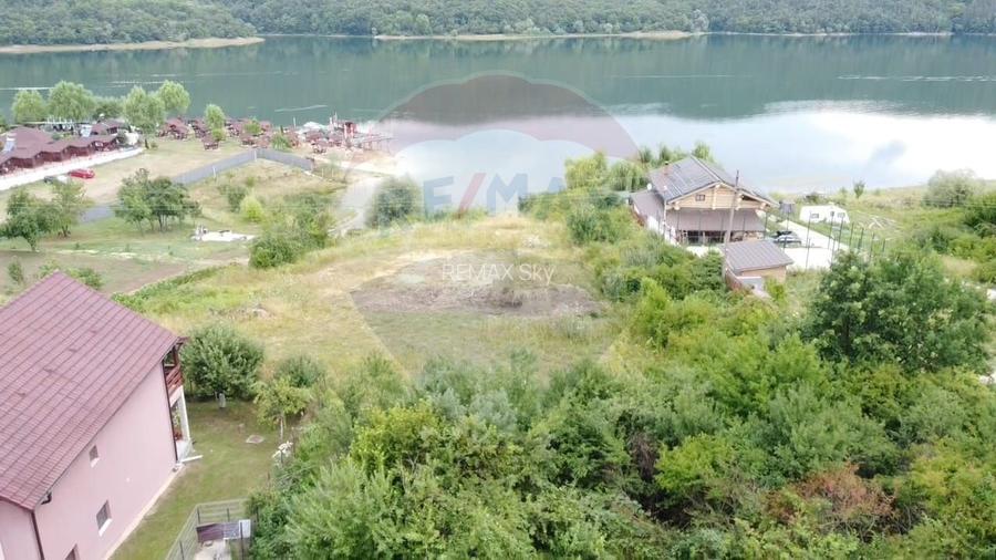 Teren de vânzare cu front la lacul Cincis, Utilități disponibile - 6