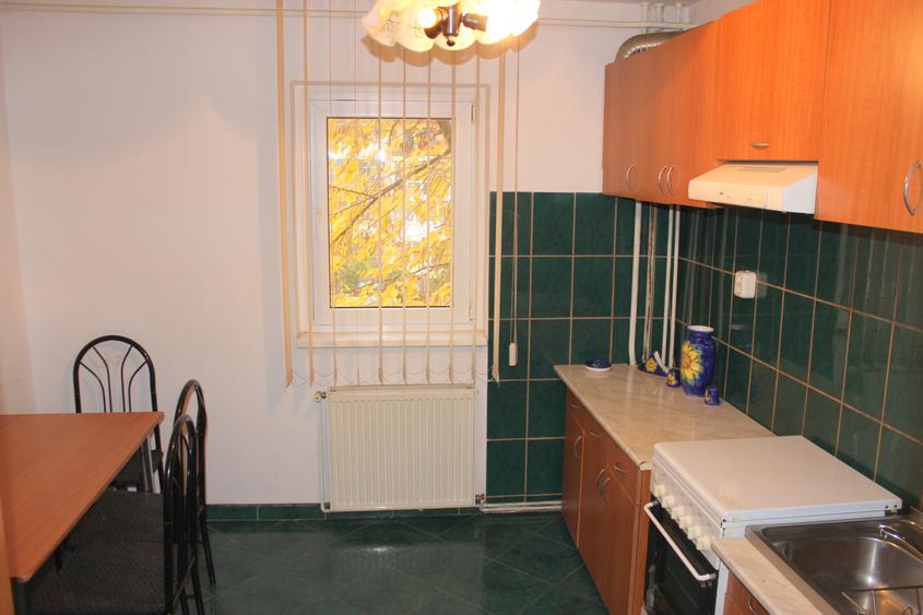 Vanzare apartament 4 camere zona Lipovei - Arcasilor