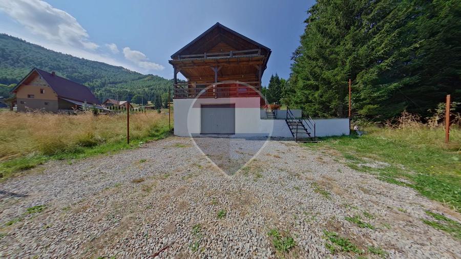 Cabana în stațiunea Râușor, 170 mp utili, teren 577 mp, comision 0%