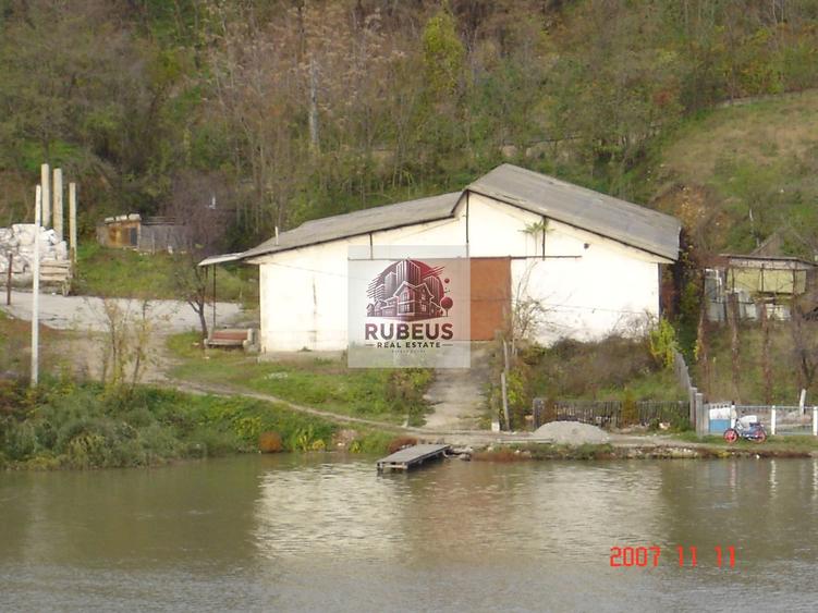 Fost hangar nautic de renovat – oportunitate de investiție!