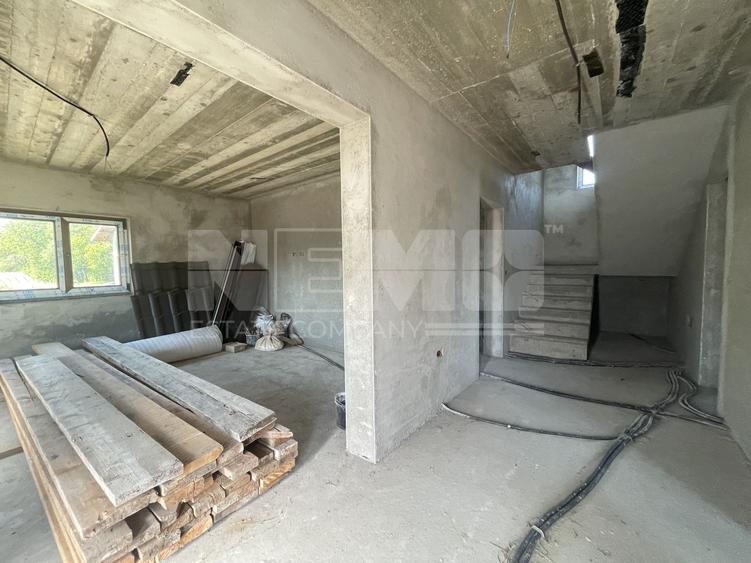 CASA LA ROSU DIN CARAMIDA + GARAJ I 12,5 ARI I VICOV DE SUS I
