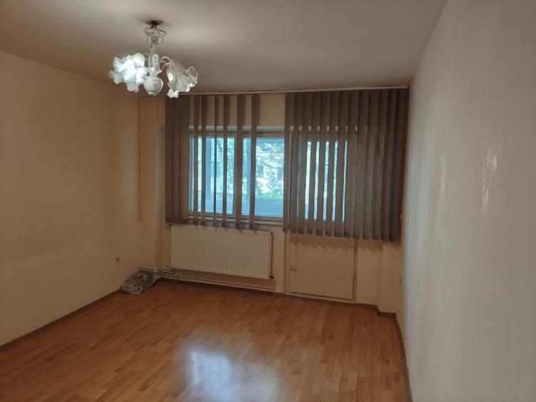 APARTAMENT DE VINZARE