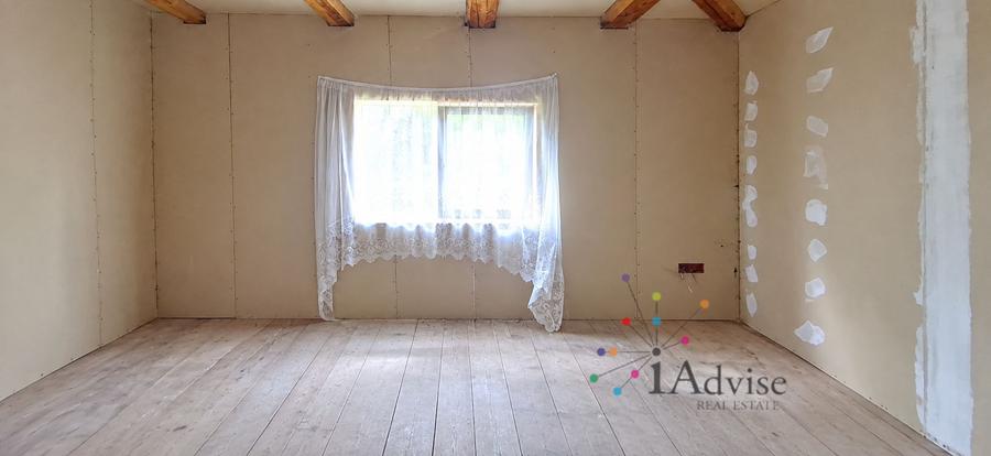 Casa generoasă în Bran–Șimon | pârâu și priveliște deosebită